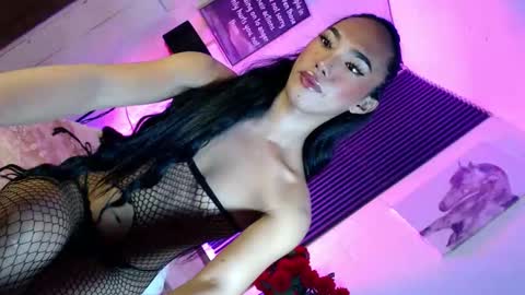 Snapshot of darkxmonica1111 chatting on 3, 12, 2025 its me monica online show from 3, 12, 2025