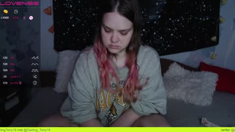 Snapshot of darling_tony18 chatting on 1, 2, 2025 darling_tony18 online show from 1, 2, 2025