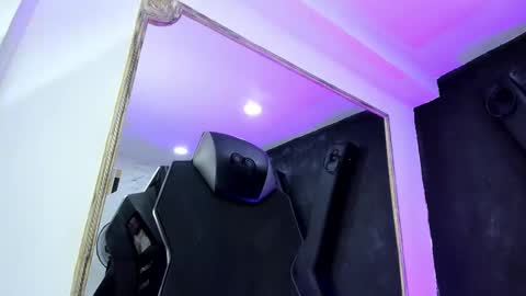 Snapshot of darlingbdsm_ chatting on 5, 10, 2025 Darling online show from 5, 10, 2025