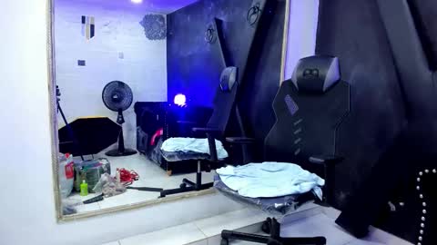 Snapshot of darlingbdsm_ chatting on 17, 10, 2025 Darling online show from 17, 10, 2025