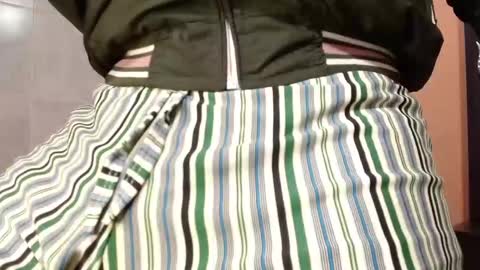 Snapshot of darwin_x chatting on 26, 10, 2025 darwin_x online show from 26, 10, 2025