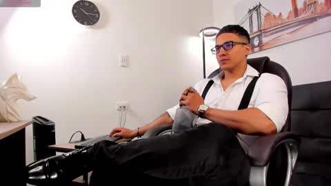 Dash online show from 6, 11, 2025