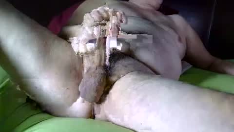 Snapshot of dave77a2200 chatting on 7, 3, 2025 dave77a2200 online show from 7, 3, 2025