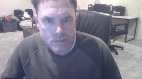 Snapshot of daved14u chatting on 1, 12, 2025 daved14u online show from 1, 12, 2025