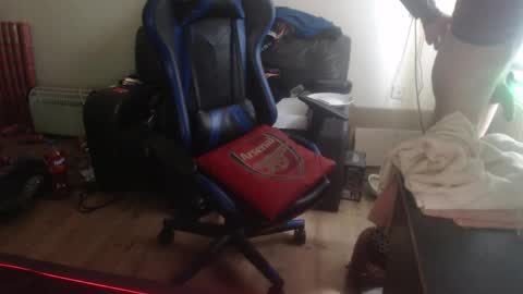 dave online show from 24, 10, 2025