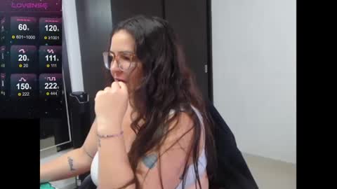 Snapshot of davianath chatting on 18, 10, 2025 daviana online show from 18, 10, 2025