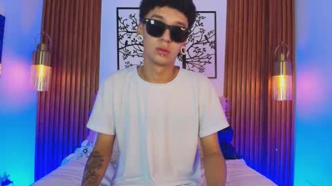 Snapshot of david_banks_ chatting on 4, 2, 2026 David online show from 4, 2, 2026