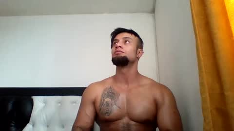 Snapshot of davidcr89 chatting on 8, 9, 2025 davidcr89 online show from 8, 9, 2025