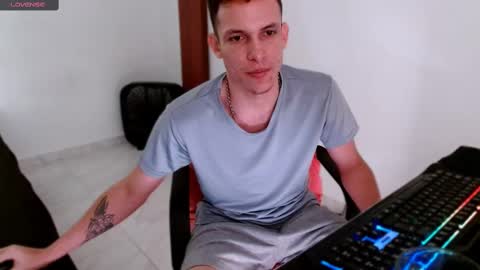 davidsalazar33 online show from 9, 9, 2025