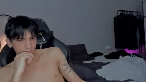 Snapshot of davisross chatting on 29, 1, 2025 davis online show from 29, 1, 2025