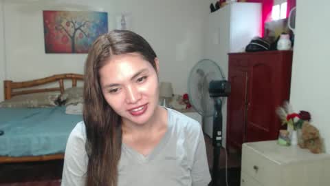Snapshot of dayanasangre chatting on 8, 11, 2025 Dayana Cristal online show from 8, 11, 2025