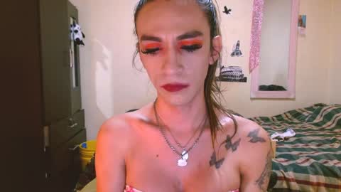 dayanna_01_ online show from 9, 6, 2026