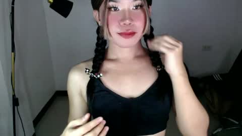 Snapshot of dazzzlingcarol chatting on 3, 7, 2026 dazzzlingcarol online show from 3, 7, 2026