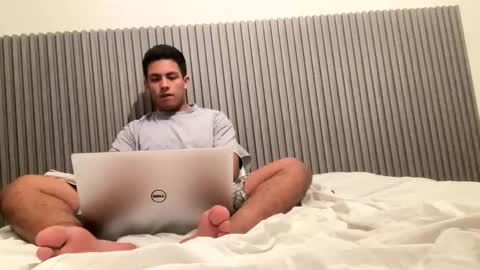 dboyyyyyyyyyy online show from 1, 3, 2026