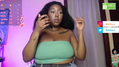 Snapshot of dchcco chatting on 17, 2, 2025 Duchess Coco - Coco Puffs online show from 17, 2, 2025