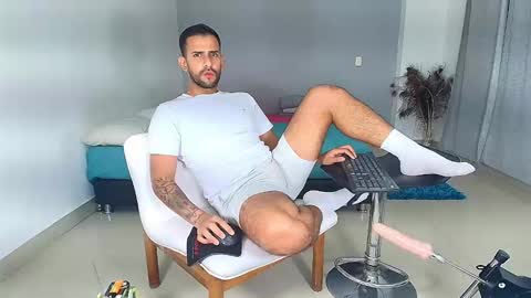 Snapshot of dcollins_ chatting on 8, 2, 2025 dcollins_ online show from 8, 2, 2025