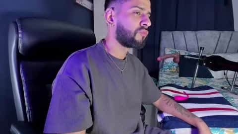 Snapshot of dcollins_ chatting on 9, 10, 2025 dcollins_ online show from 9, 10, 2025