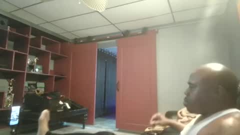 Snapshot of dcrush76 chatting on 14, 2, 2025 DCrush online show from 14, 2, 2025