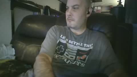 want girl to play with me online show from 15, 12, 2025