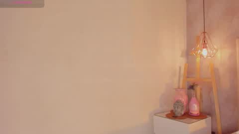 dea_athenea online show from 10, 9, 2025