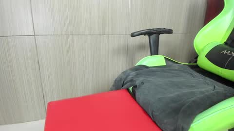 Snapshot of deanlek chatting on 25, 1, 2025 Dean online show from 25, 1, 2025