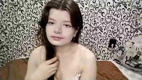 Snapshot of deannemillener chatting on 8, 6, 2026 Camille online show from 8, 6, 2026