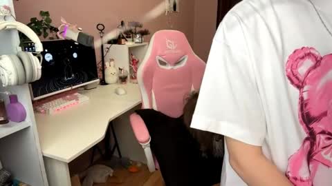 Maggie online show from 28, 4, 2026