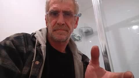 deanofflove2210 online show from 8, 8, 2026