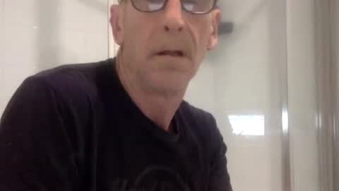 deanofflove221000 online show from 19, 10, 2025