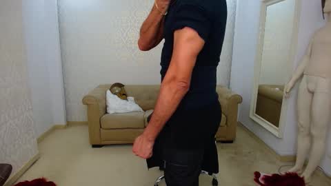 Snapshot of deanthorn chatting on 13, 1, 2026 DeanThorn online show from 13, 1, 2026