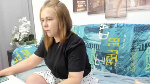 Holly online show from 3, 6, 2026
