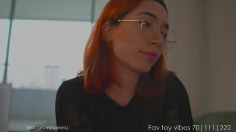 Snapshot of dearnina chatting on 12, 3, 2025 NINA 30OFF online show from 12, 3, 2025
