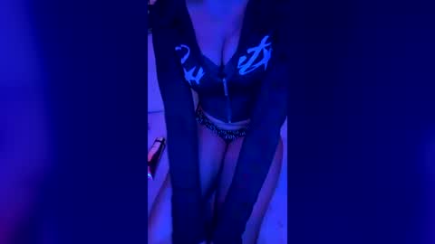 white dragon online show from 13, 7, 2026