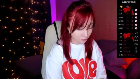 Snapshot of deborah_moore chatting on 15, 12, 2025 Debora online show from 15, 12, 2025