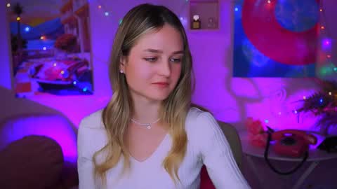 Snapshot of deboralarson chatting on 25, 12, 2024 Debora online show from 25, 12, 2024