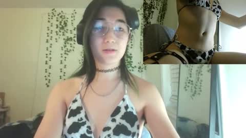 deciduousdoll online show from 1, 2, 2026