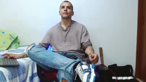 Santiago online show from 7, 12, 2024