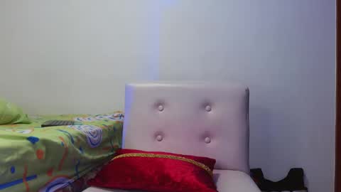 Santiago online show from 3, 1, 2025