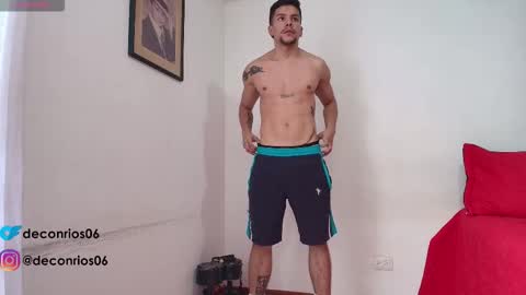 Santiago online show from 1, 12, 2025