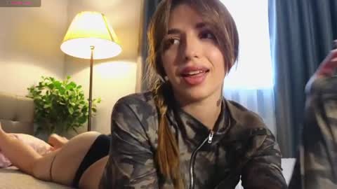Snapshot of deeptalkss_ chatting on 5, 8, 2026 Eva online show from 5, 8, 2026