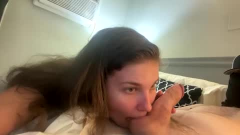 deepthroatqueen33 online show from 8, 10, 2025