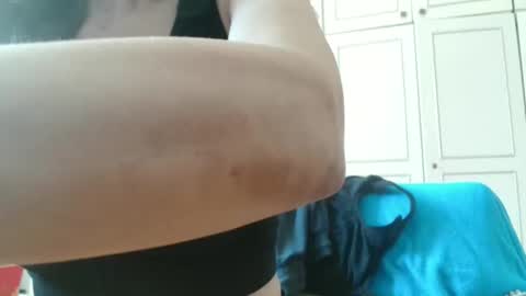 KamiDevi online show from 25, 4, 2026