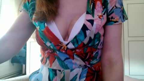 Snapshot of deessedivine chatting on 19, 6, 2026 KamiDevi online show from 19, 6, 2026
