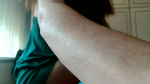 Snapshot of deessedivine chatting on 8, 7, 2026 KamiDevi online show from 8, 7, 2026