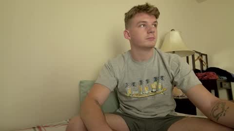 Snapshot of deeyungguy chatting on 19, 11, 2025 more content and goodies online show from 19, 11, 2025