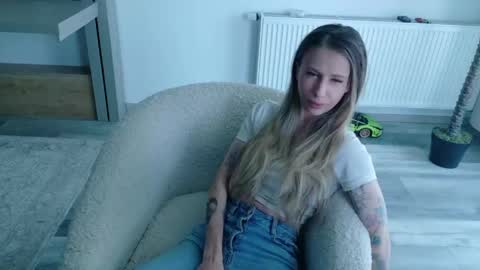 Snapshot of deidi_sweet chatting on 6, 5, 2026 Di online show from 6, 5, 2026