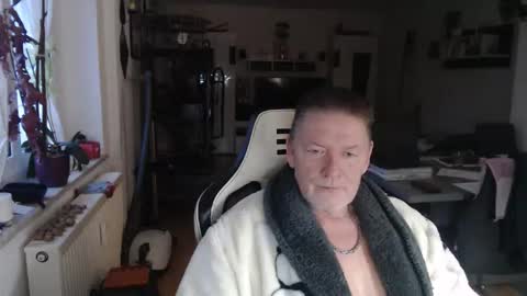 deinprinz2312 online show from 5, 12, 2025