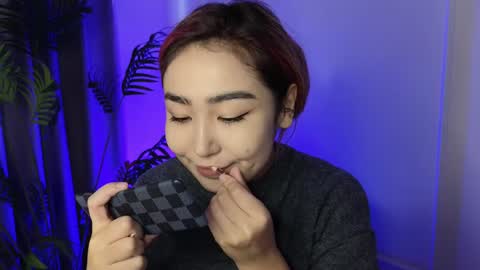 Snapshot of deiri_destiny chatting on 12, 12, 2024 sexy bimbo little kitty asian misstress quen princes sexy girl you can just call me pleasure online show from 12, 12, 2024