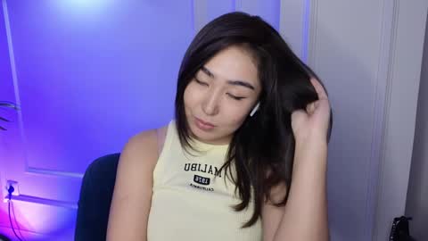 Snapshot of deiri_destiny chatting on 17, 12, 2024 sexy bimbo little kitty asian misstress quen princes sexy girl you can just call me pleasure online show from 17, 12, 2024