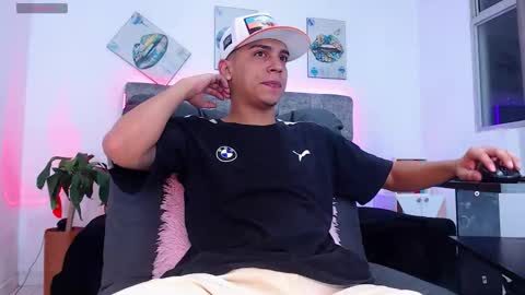 Snapshot of deivid_santoss chatting on 2, 11, 2025 Deivid online show from 2, 11, 2025